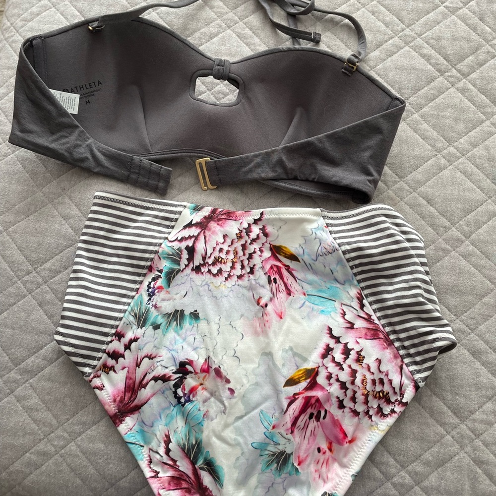 Athleta Bikini - Perfect for the pool or beach! - Picture 2 of 4